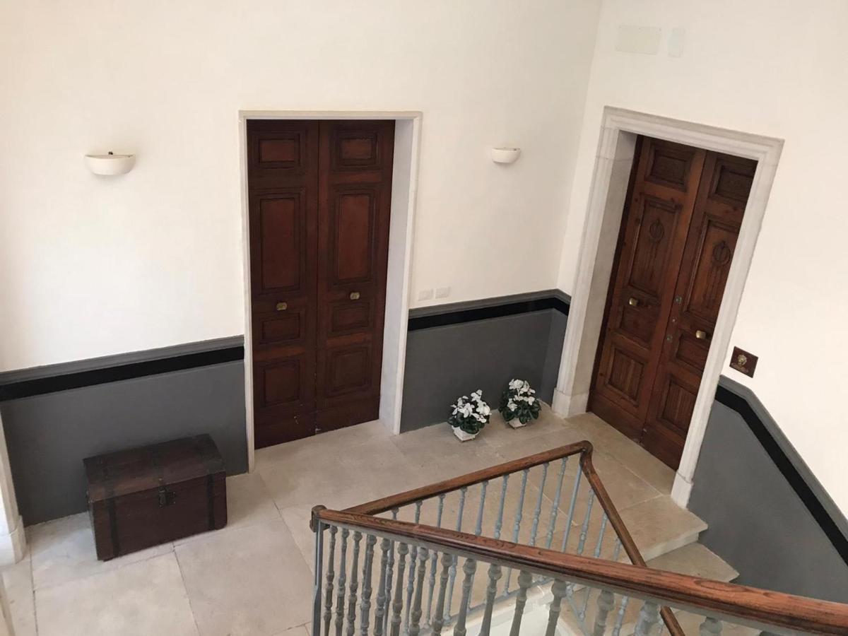 טרני Palazzo Romanelli B&B מראה חיצוני תמונה