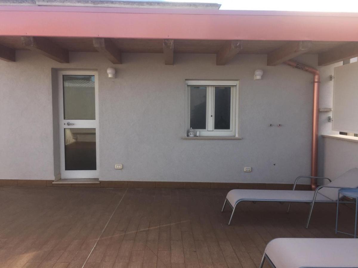 טרני Palazzo Romanelli B&B מראה חיצוני תמונה