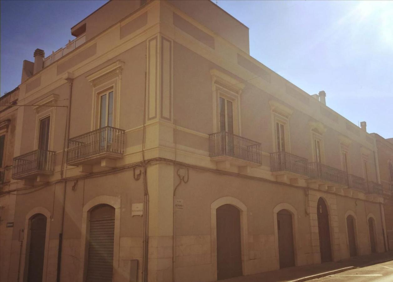 טרני Palazzo Romanelli B&B מראה חיצוני תמונה