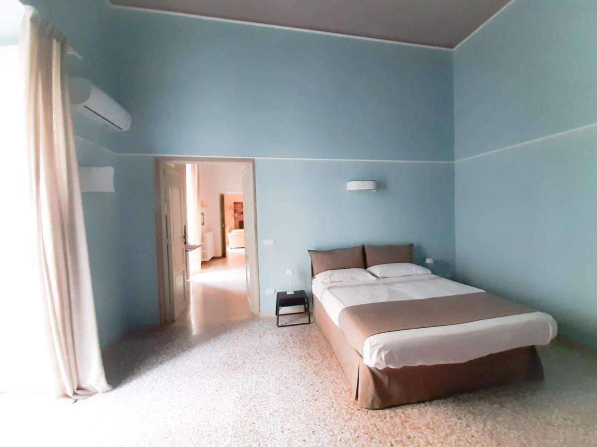 טרני Palazzo Romanelli B&B מראה חיצוני תמונה